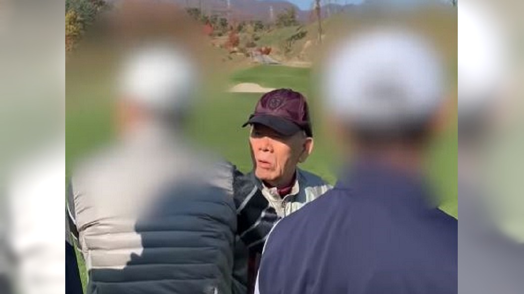 裝失智拒出庭 全斗煥打小白球激怒南韓人