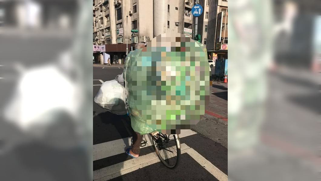 阿公回收寶特瓶 「鱗片式擺法」驚呆萬人:好療癒