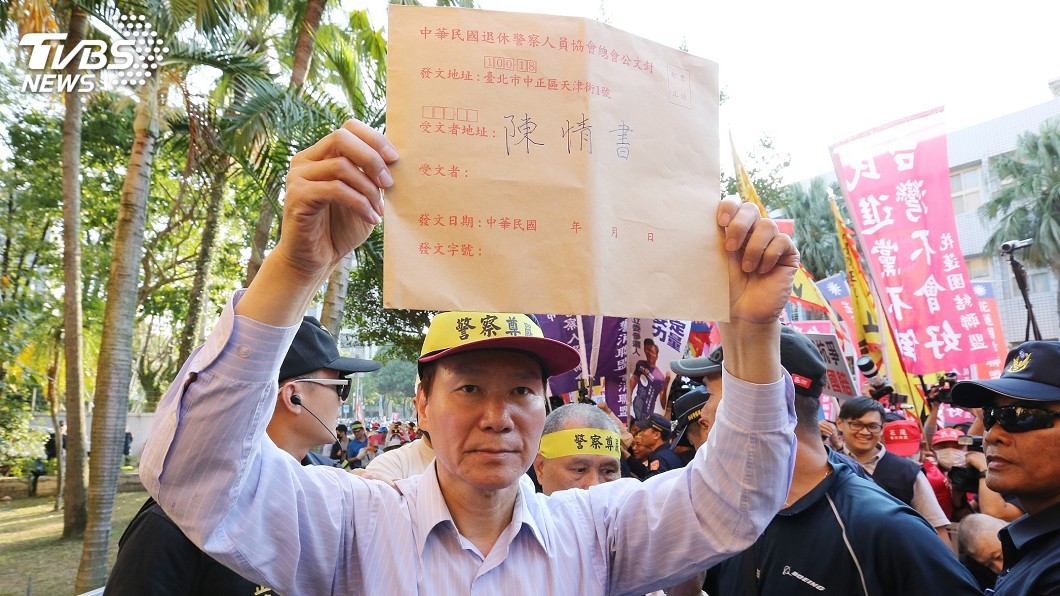 太陽花事件北市警判賠　退警向北院遞抗議書
