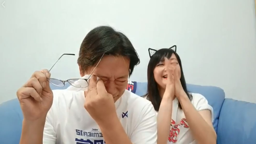 中華隊大勝!徐展元激動抱妻飆淚 高喊「真的贏韓國了」