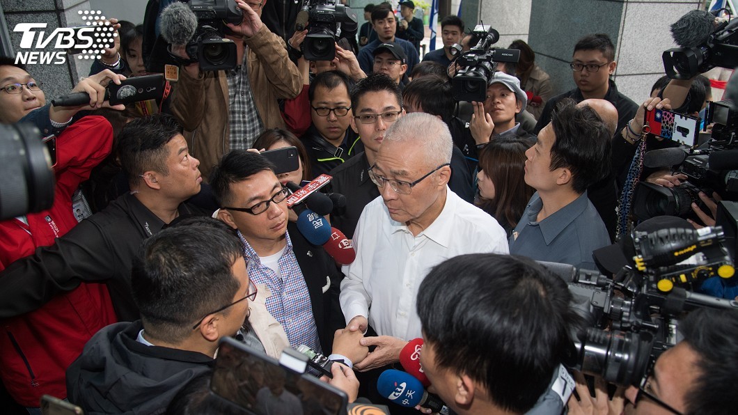 青壯派靜坐抗議不分區　吳敦義：沒對不起任何人