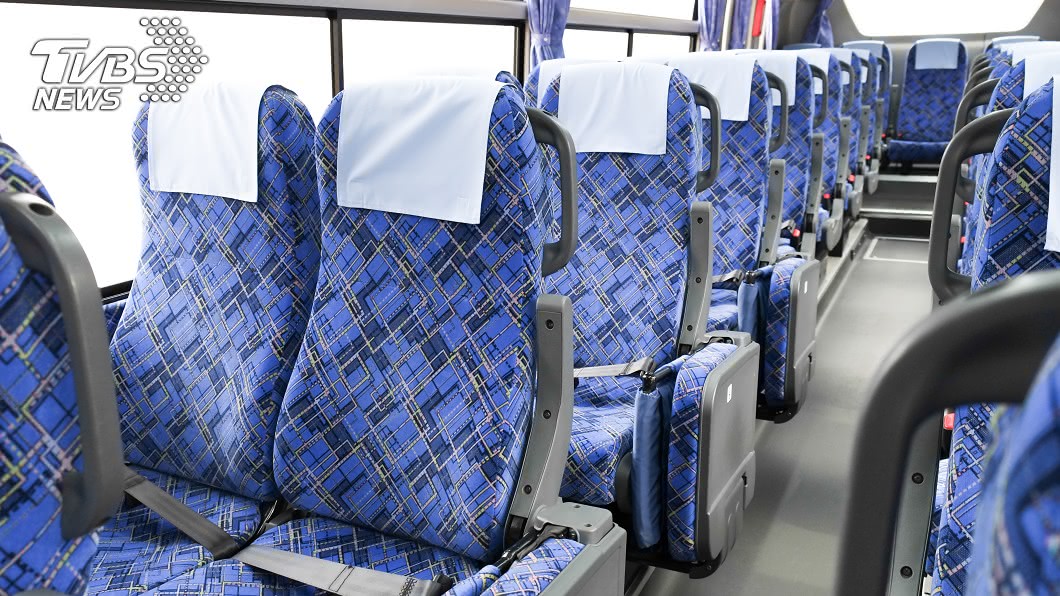 搭夜車沒品客爽聊嗨唱 她使出大絕一秒乖乖閉嘴
