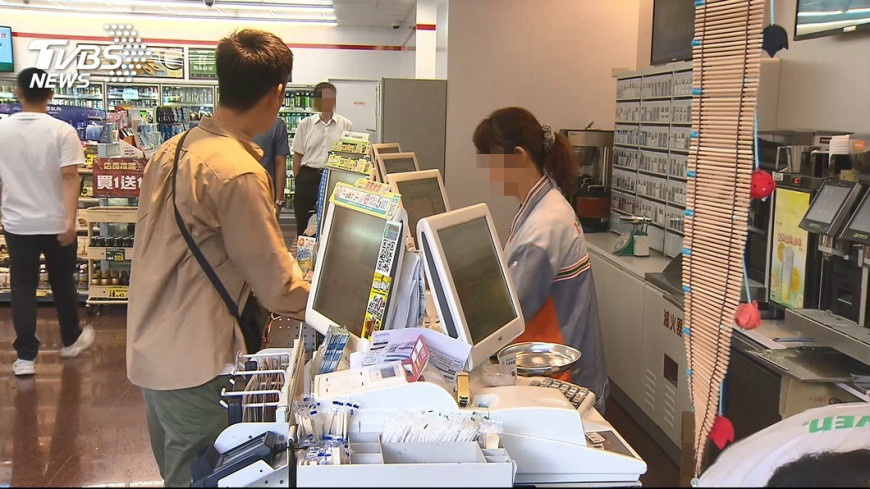 超商取貨「我姓木易楊」 天兵店員被逼瘋:沒有姓木的