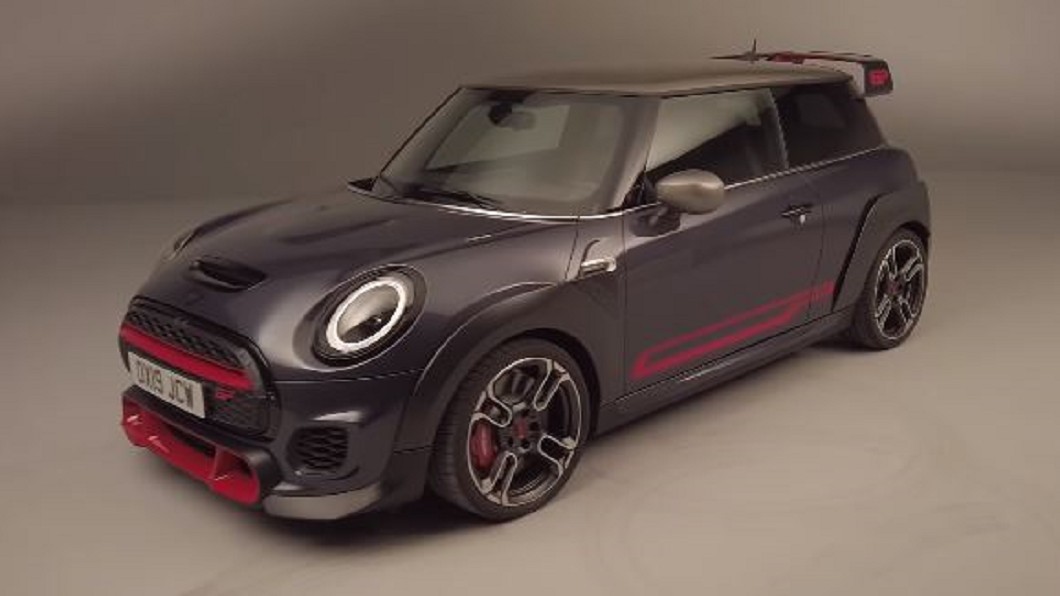 洛杉磯車展登場! 奧迪、卡爾瑪均推出電動車