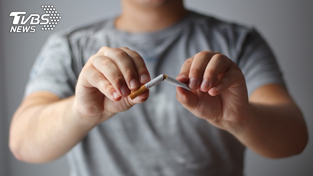 為愛女成功戒菸！男曝過去20年驚人花費：抽掉135萬