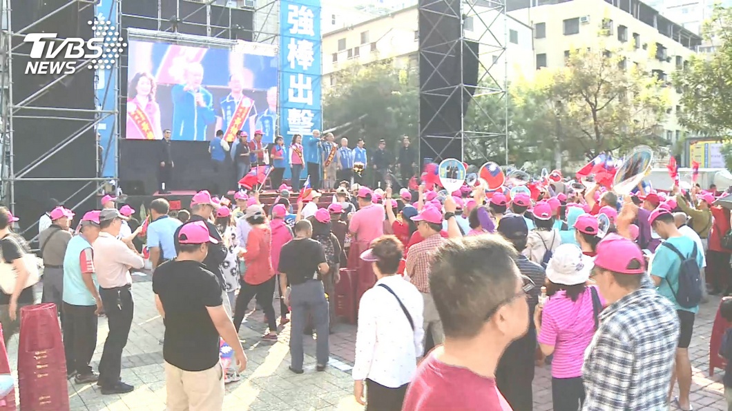 超尷尬!韓離去、吳敦義登台 大批群眾散場