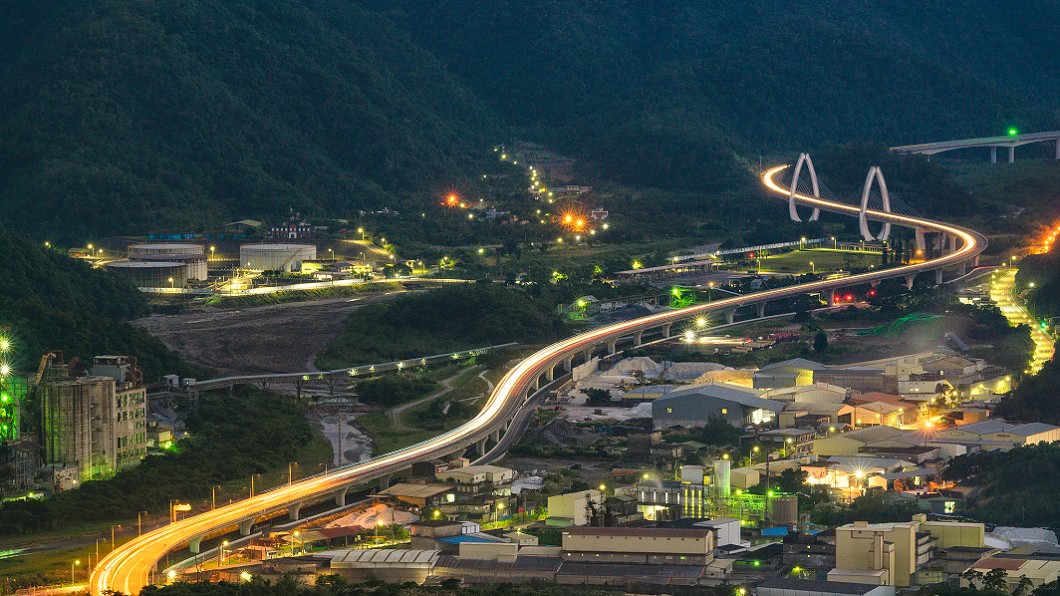 台灣十大最美公路，台9線白米景觀橋，獲第四。圖／翻攝自公路總局網站