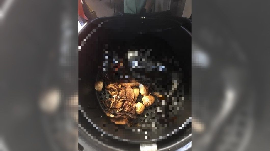 打開氣炸鍋「只剩薑蒜」烤雞跑哪?眾人哀號:好難找
