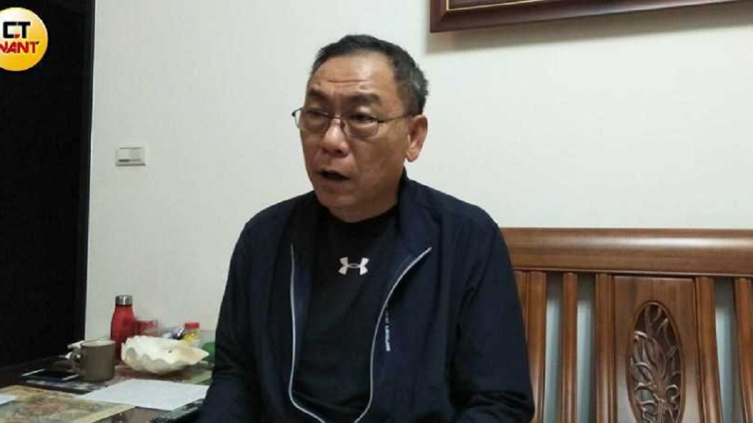 本案告發人趙安華是海軍陸戰隊中校退伍,他從2年多前就開向教育部檢舉卓燕玲的各種不法情事。(圖/CTWANT授權提供)