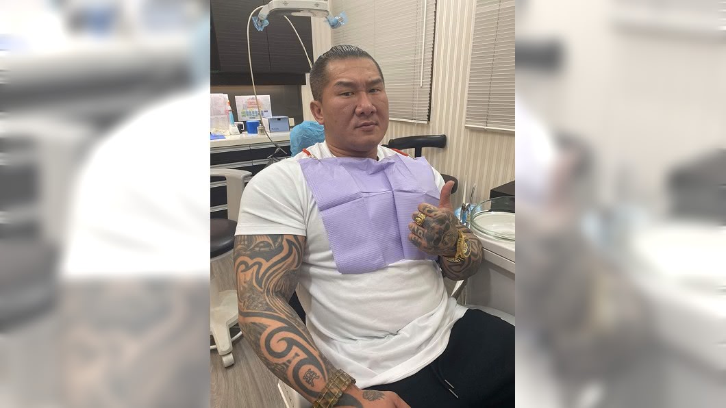 雞排妹被網友說很像館長。圖/翻攝自飆捍Facebook