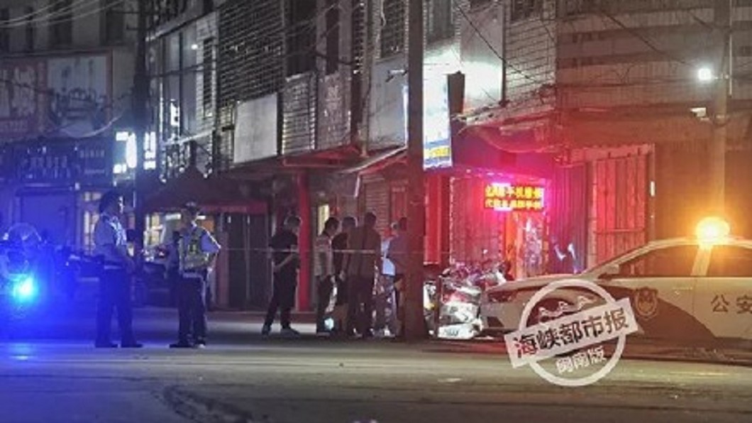 妻遭狠夫狂捅爆血亡 兒目睹…摸屍淚崩:媽媽!