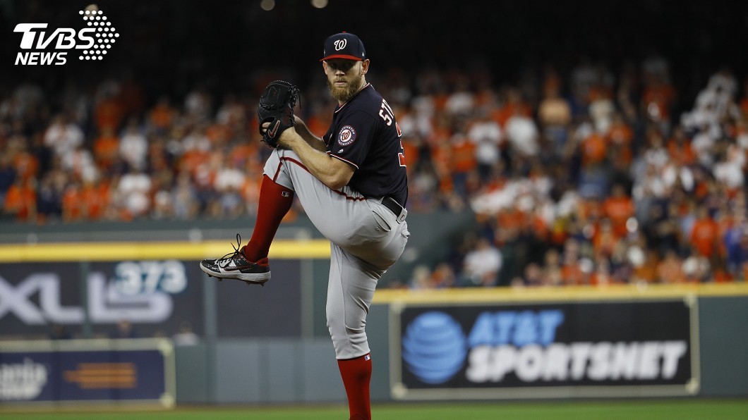王牌投手史特拉斯堡續留國民 7年75.3億創天價