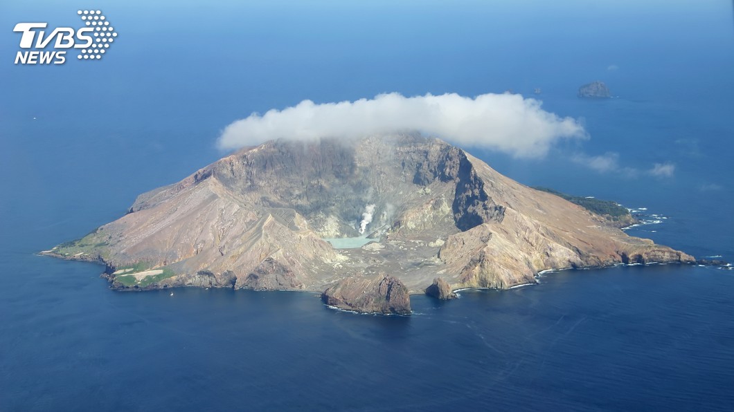 紐西蘭白島火山爆發　大面積燒傷者跳海逃生
