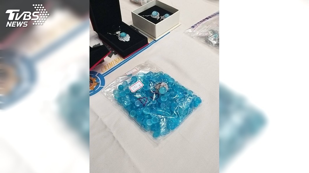 利用購物台賣偽劣玉石詐上億 13人遭送辦
