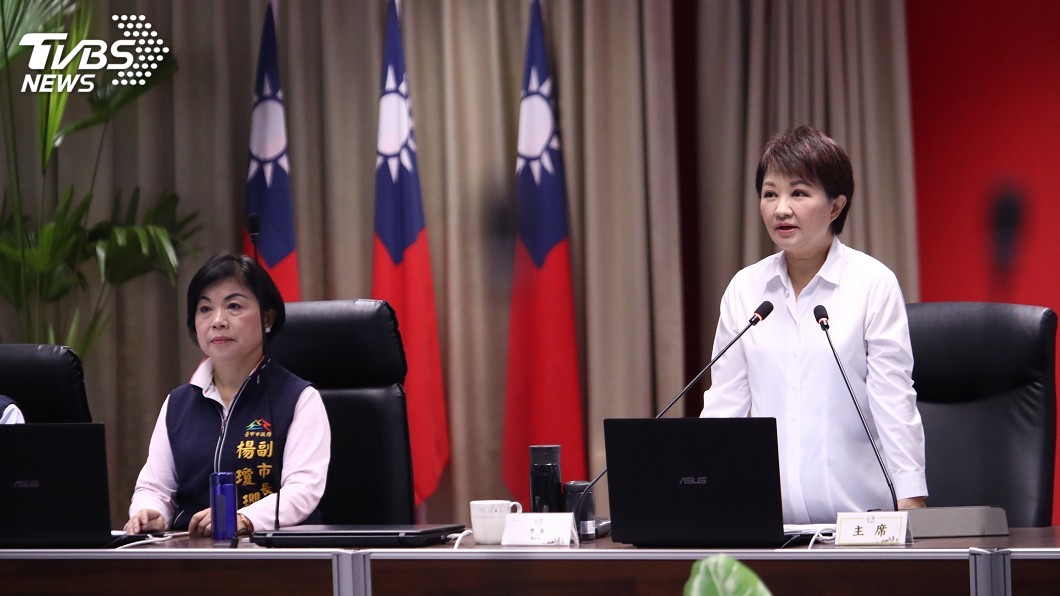 未說明是否請辭副市長 楊瓊瓔如常出席市政會議