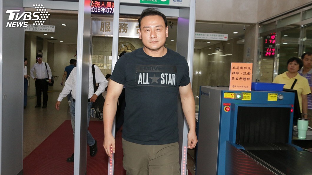 涉助中國統戰官員來台 檢警搜索張瑋旅行社