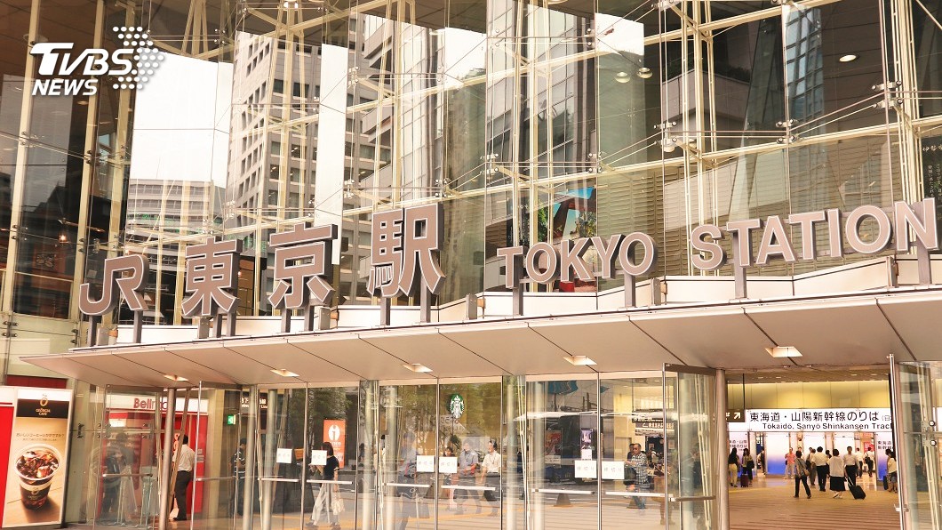 拍照不求人！　東京車站高樓看板幫你拍