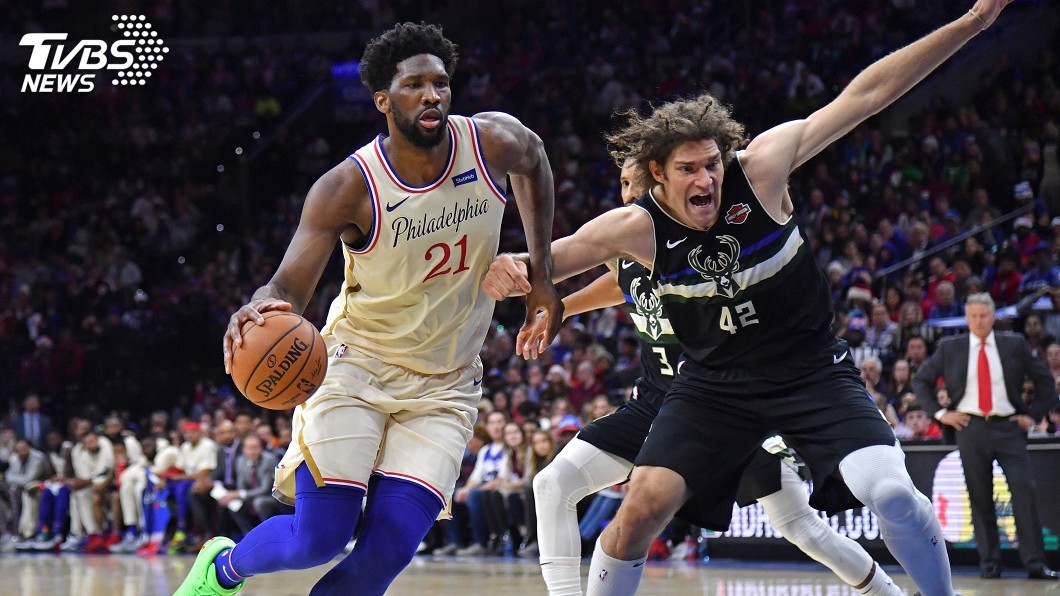 NBA耶誕大戰　恩比德「雙十」率76人擒下公鹿