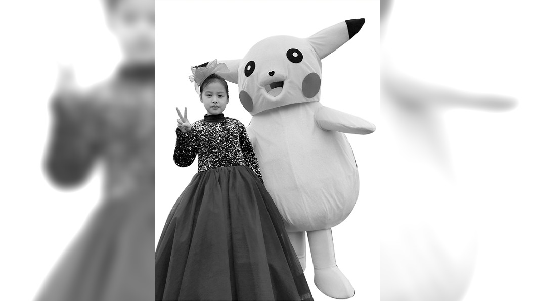 原來這位媽媽是要給9歲的女兒驚喜。(圖/翻攝自陸網)