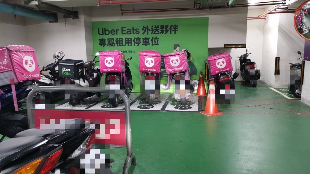 Uber Eats車位遭熊貓佔據?被批不要臉網揭內幕