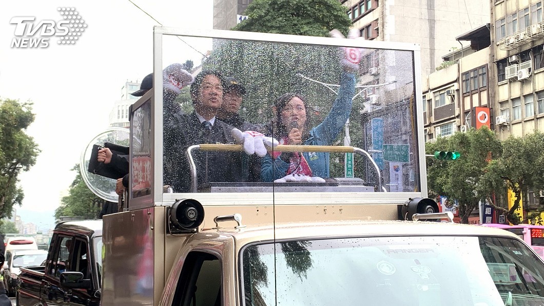 賴清德輔選立委候選人謝佩芬　喊出黃金交叉