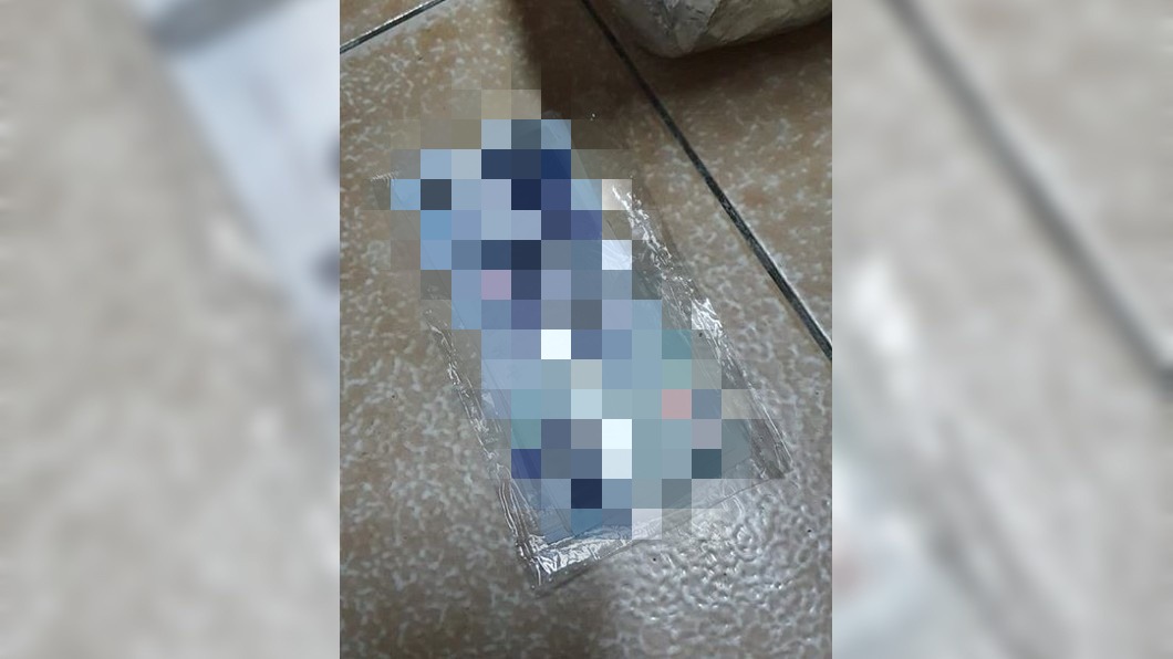 年底幫母大掃除!她清一半驚見「透明藍袋」 打開嗨翻