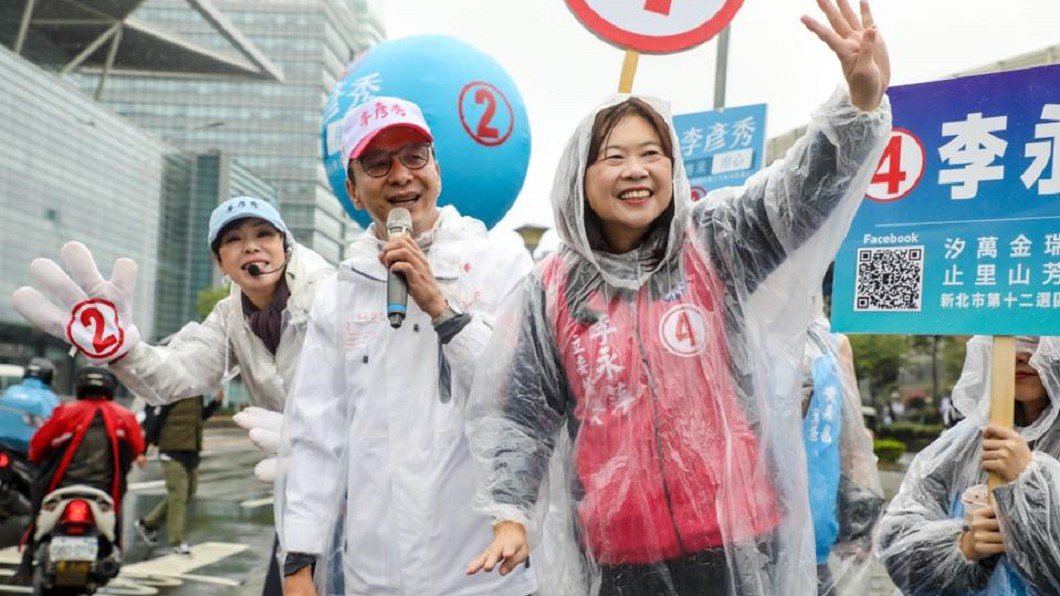 朱陪「李氏姐妹」拜票 李永萍:最強母雞助陣大加分