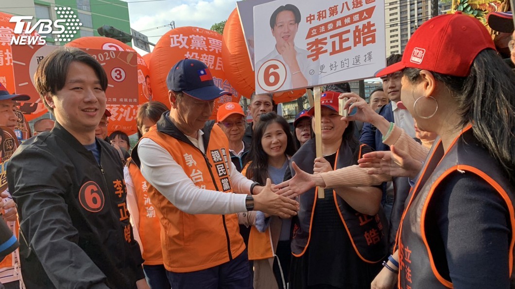 拉抬政黨票選情 郭幕僚:將與親民黨全面整合