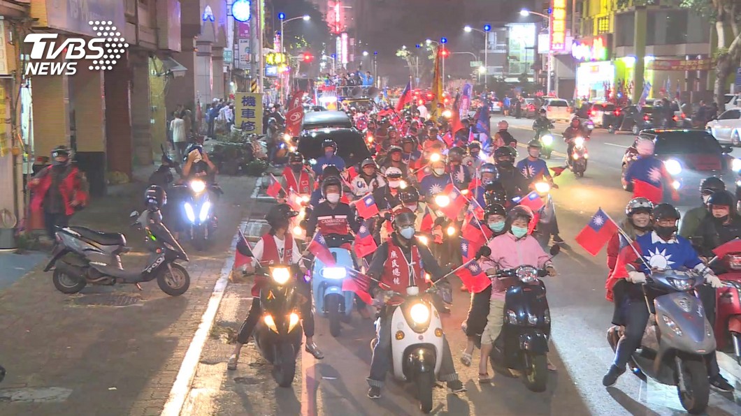挺韓庶民車隊遊行申請 高市警遭疑火速通過審查