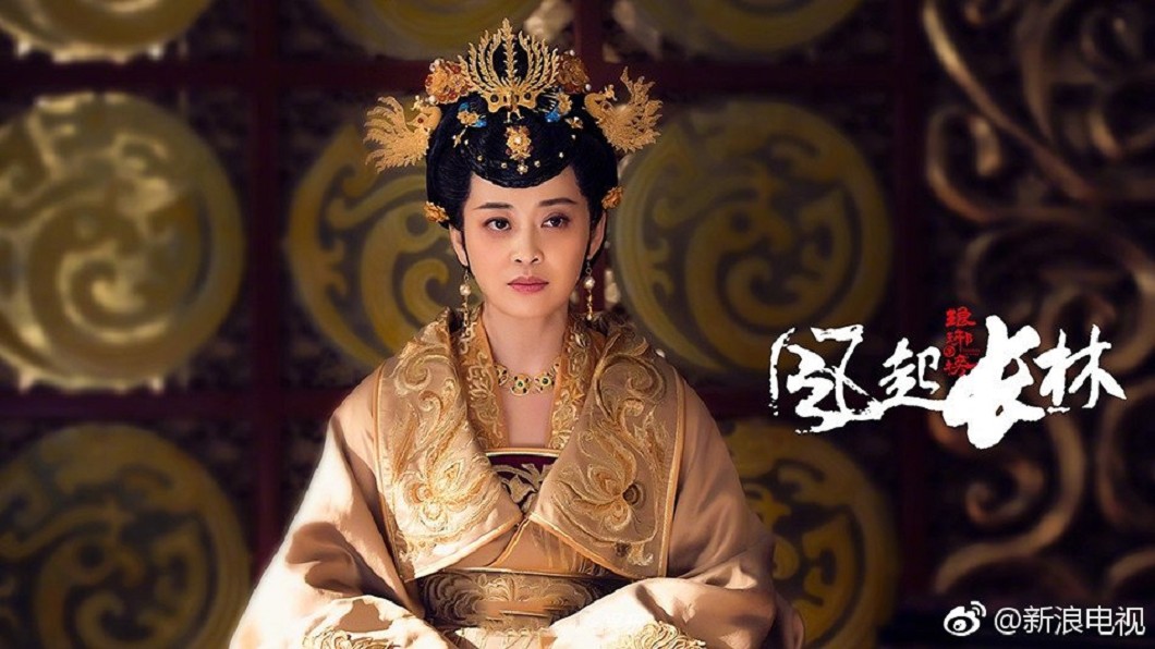 梅婷飾演《琅琊榜2》的「荀皇后」。圖/翻攝自新浪電視微博
