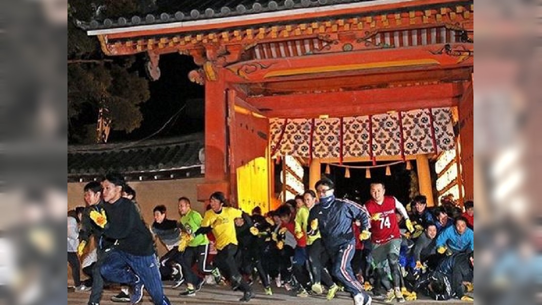 日本的「搶頭香」！　西宮神社選「令和福男」