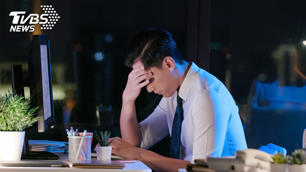 友怨工作心累想「換行」 他神回一句…網全笑爆:沒毛病