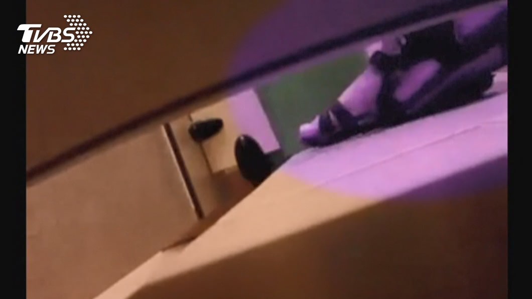 狼出沒!政大女學生疑遭偷拍 上廁所全都錄