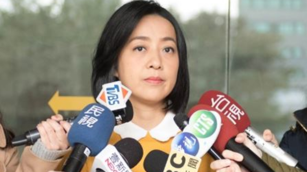 不爽王婉諭提告　他竟嗆：小燈泡知道母親不好提早離開