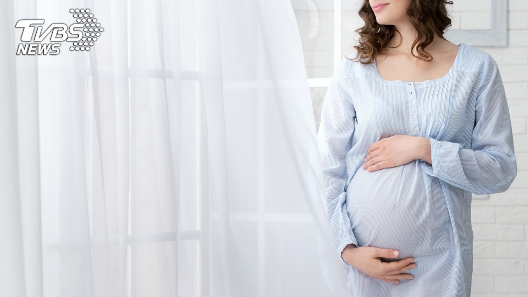 懷胎4月乳癌復發!媽媽持要生…淚求「1件事」惹醫鼻酸