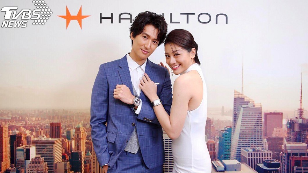 小蠻和邵翔一起出席公開活動。(圖/HAMILTON提供)
