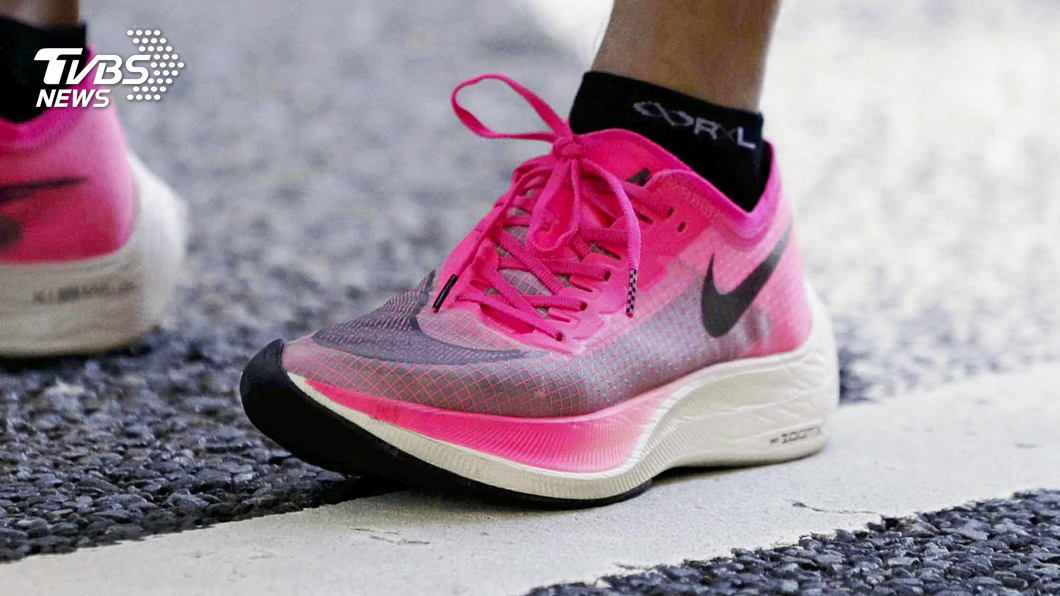 東京奧運不給穿? Nike「破紀錄神器」跑鞋惹議