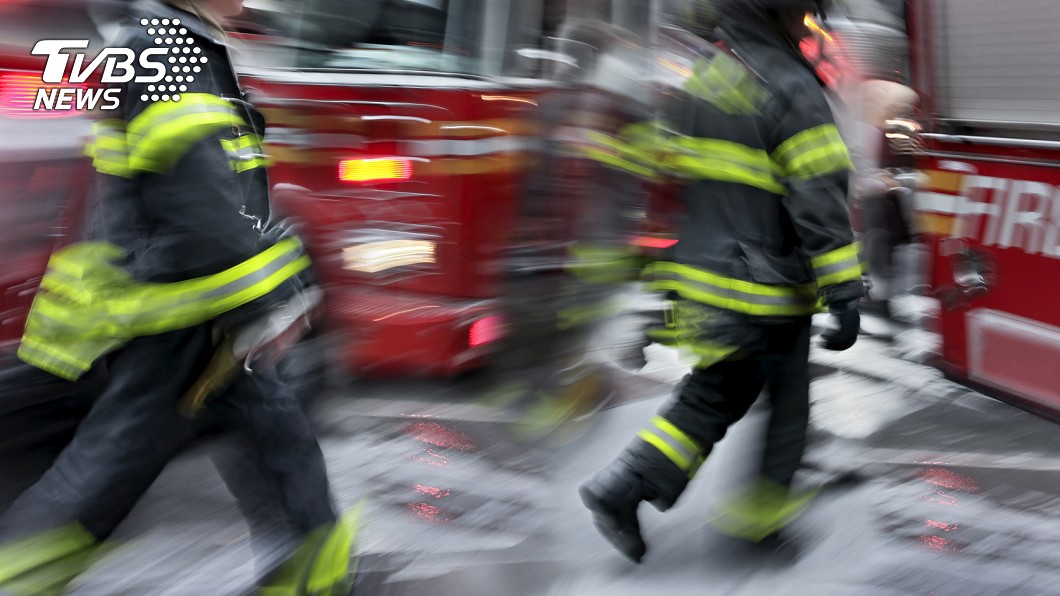 自宅失火「一方法」救家人脫困　9歲女童：不怕學校有教