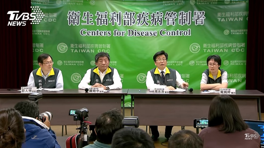 女台商帶病登機確診肺炎!重症醫師「十點拜託」籲別肉搜