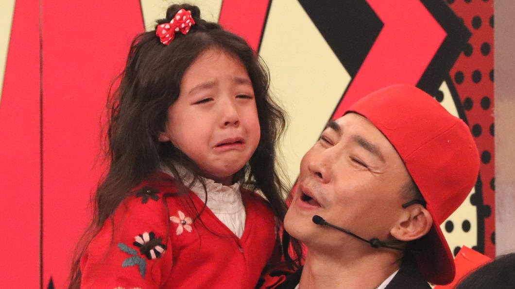 向憲哥拜年竟稱「小孩鼠不完」!小泡芙可憐淚灑攝影棚