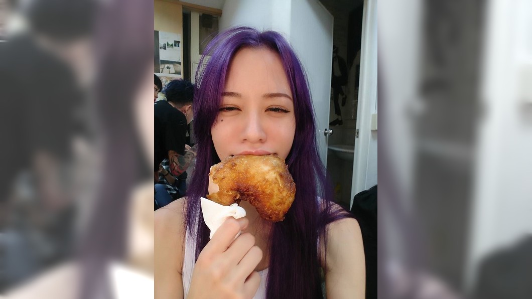 Keanna之前就染過幾次紫髮 (圖/翻攝自keanna臉書)