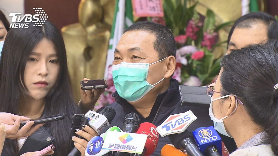 實測影片買嘸口罩　綠委批侯友宜「作秀」