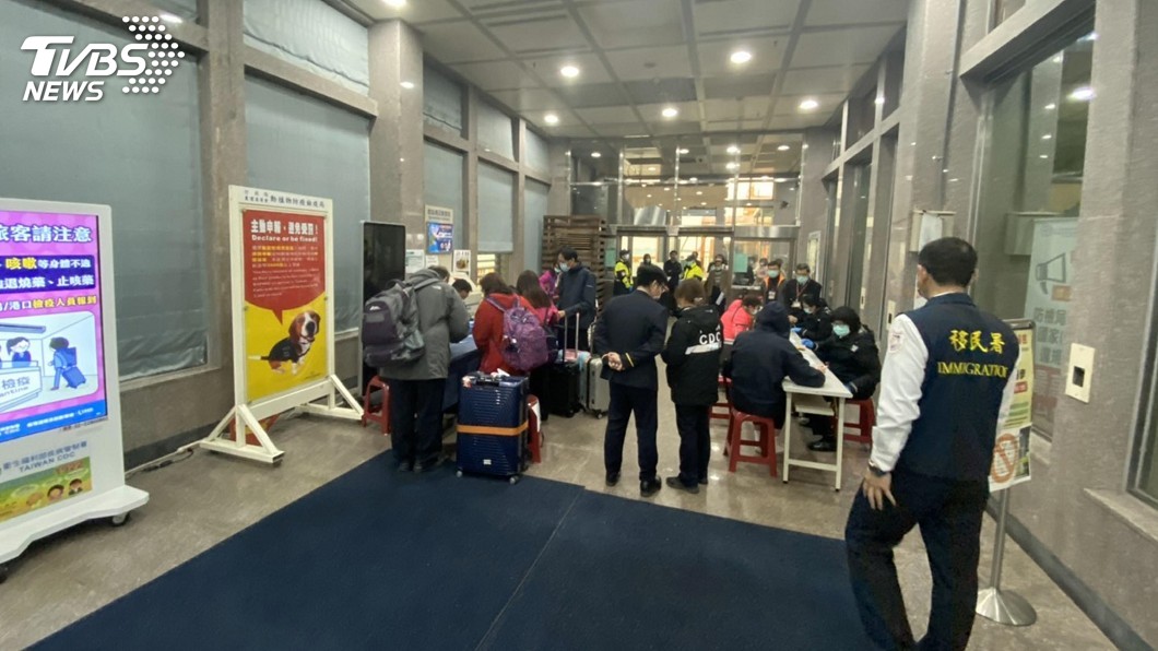 小三通過境不落地第二天　旅客指不便但願配合