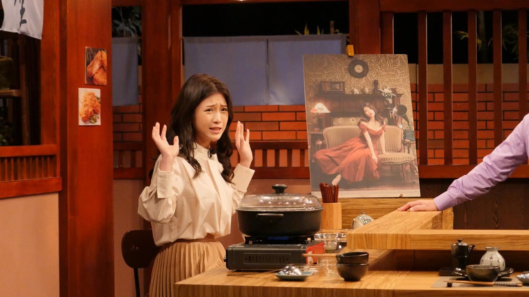 雞排妹認為在台灣當女性政治人物會讓結婚變更難。(圖/翻攝自雞排妹臉書)