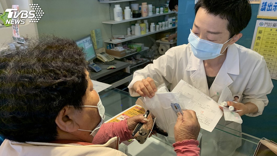 口罩實名販售上路 台南部分藥局上網登入不順暢