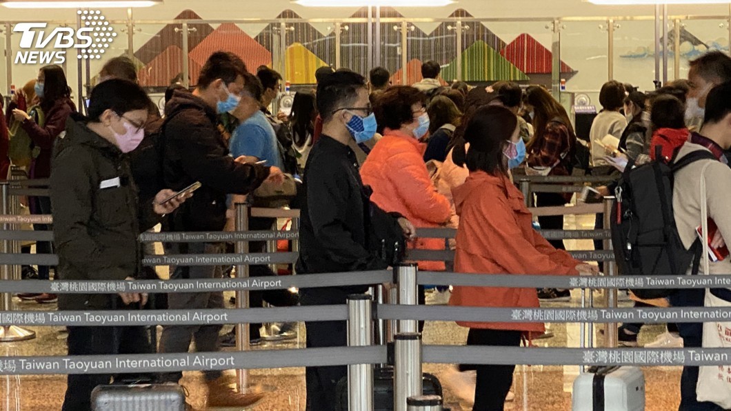 觀光局:暫停旅行社出團港澳 但不含轉機