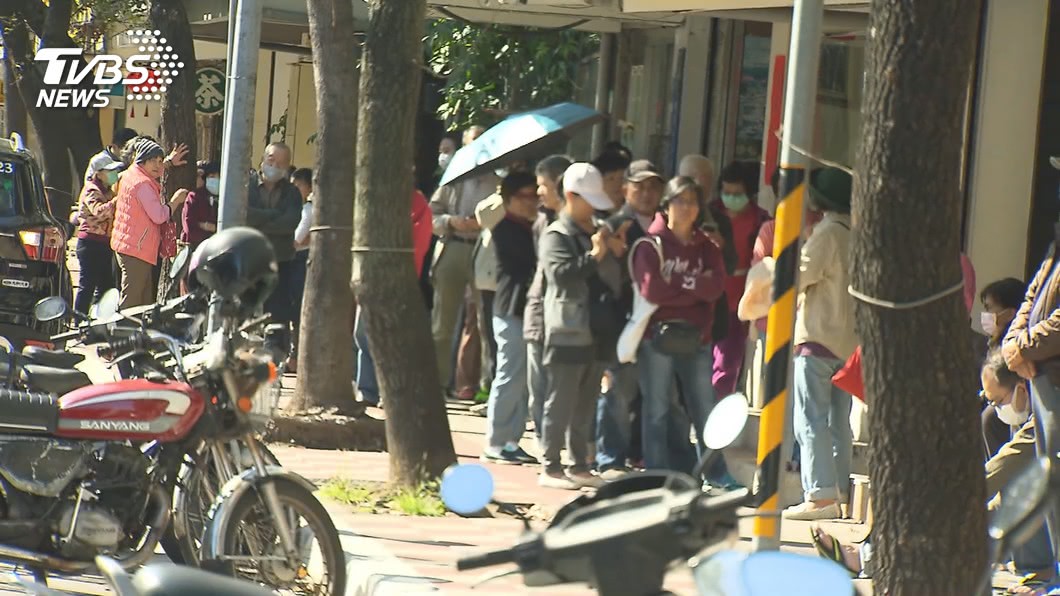 跟風學歐美訂社交距離 醫1句話「逆時中」:窒礙難行