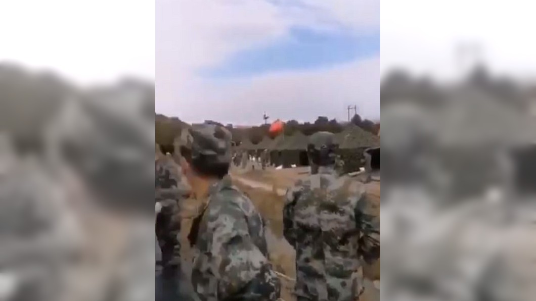 陸隔離屋太髒加無熱水 軍隊把守「帳棚村」