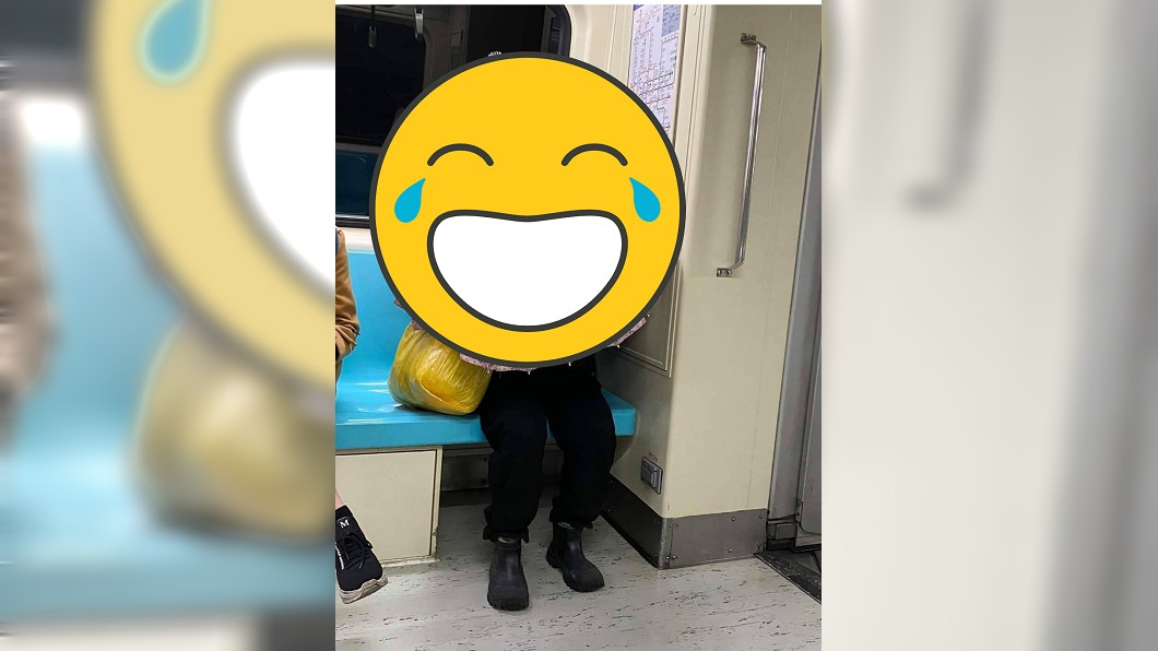 捷運驚見日本妖怪?網傻眼:買不到口罩的新招