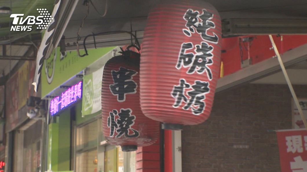 不是很會喝! 男遭友調侃爆氣「大街互毆」